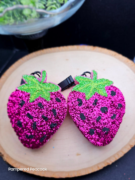 RTS Strawberry VENT CLIP PAIR- {Sweater Weather Scent} Freshie