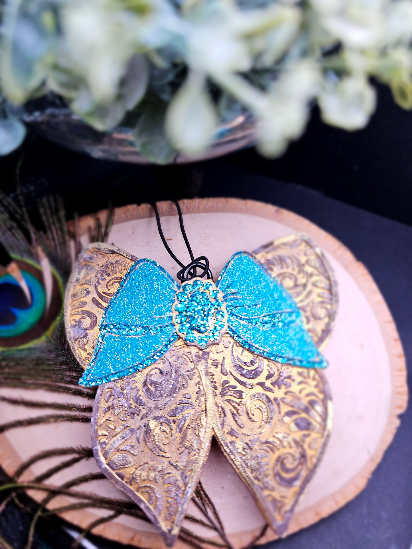 RTS - Gold and Teal Embossed Bow - {Cinnamon Sugar Donut}- Freshie